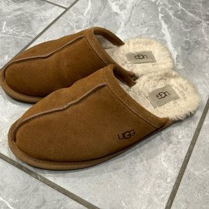 Ugg Slip On (8)